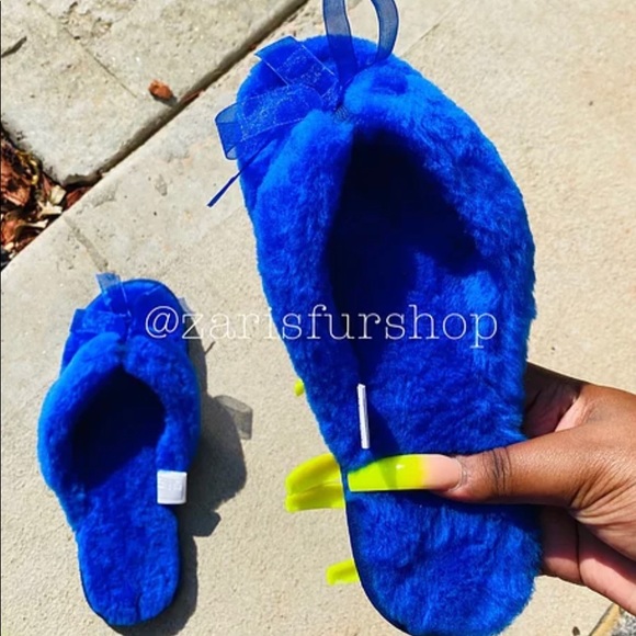 Fur Flip Flops - Picture 2 of 2